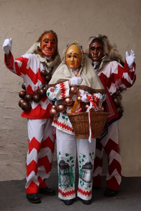 Pelzrutscher, Spandale und Pelzrutscher nebeneinander