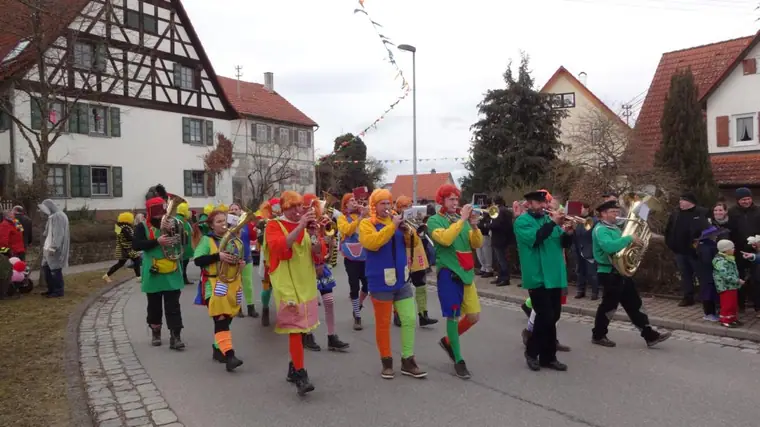 Szene vom Umzug in Felldorf 2019